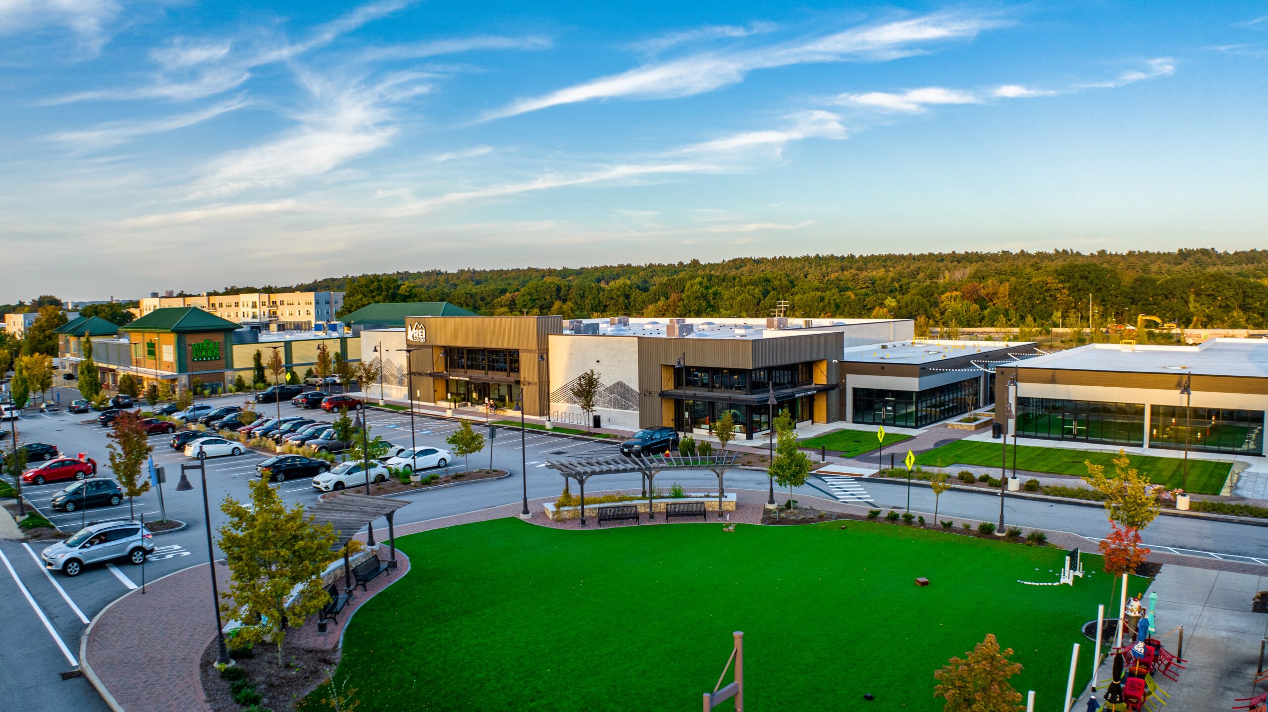 Community area of Market & Main commercial development
